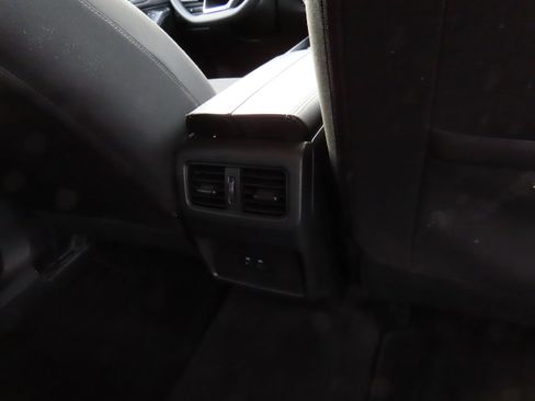 Used 2023 Nissan Rogue SV image 13