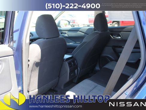 Used 2025 Nissan Rogue SV FWD image 17