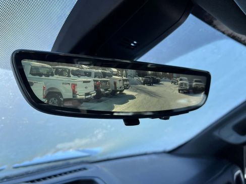 Used 2020 GMC Sierra 2500 AT4 w/ AT4 Premium Package image 23