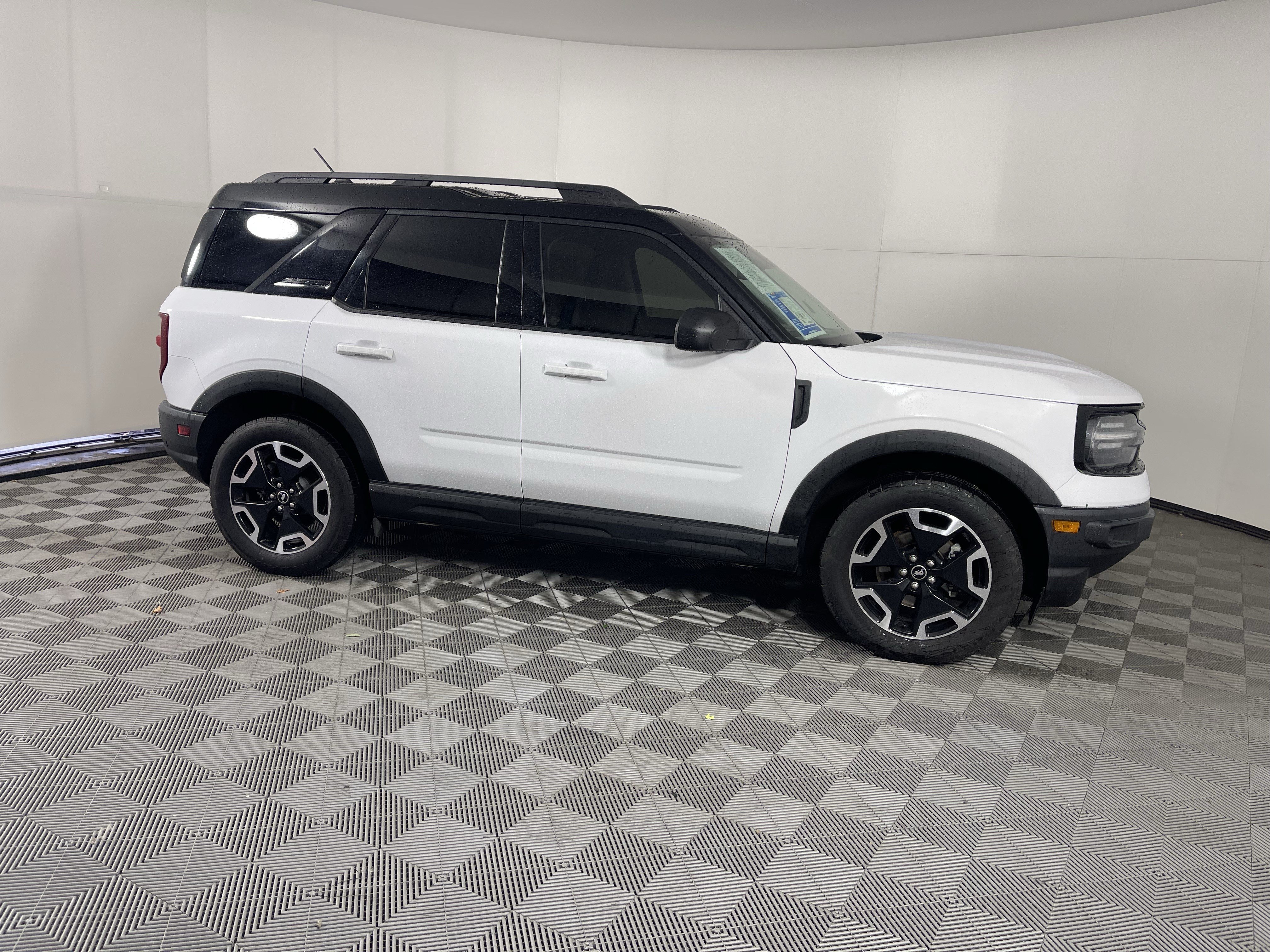 Used 2021 Ford Bronco Sport Outer Banks w/ Outer Banks Package (96D) AWD/4WD image 6