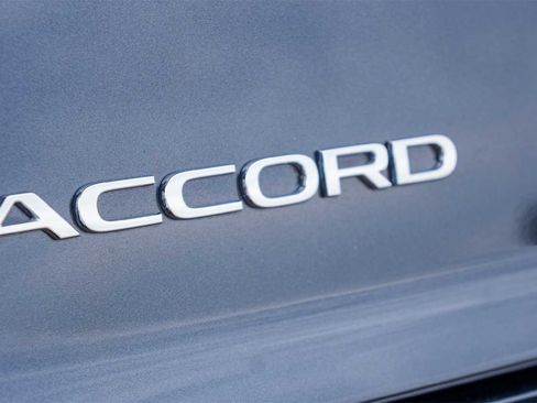 Certified 2025 Honda Accord LX image 7