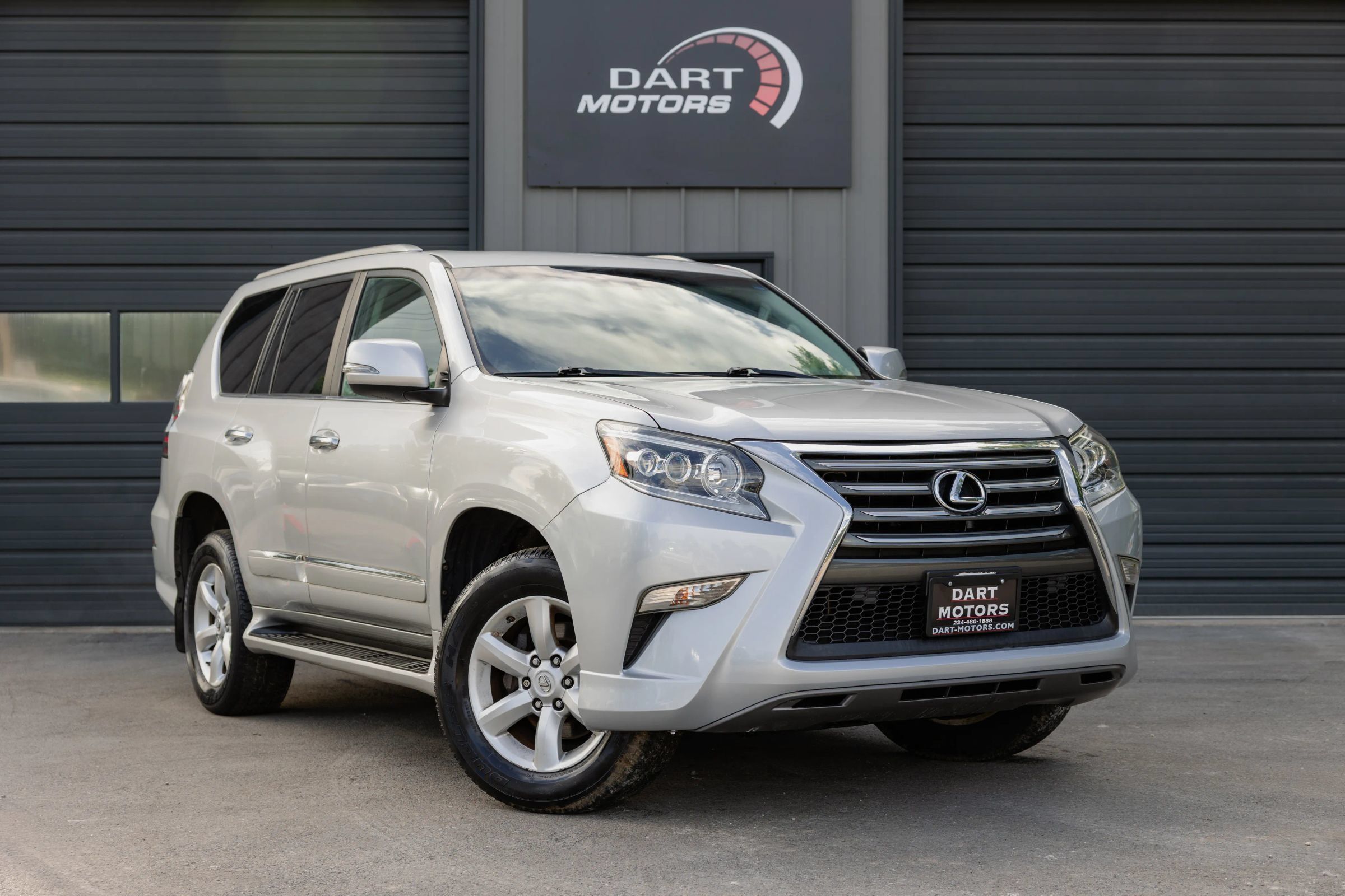 Used 2015 Lexus GX 460 w/ Navigation Package AWD/4WD image 1