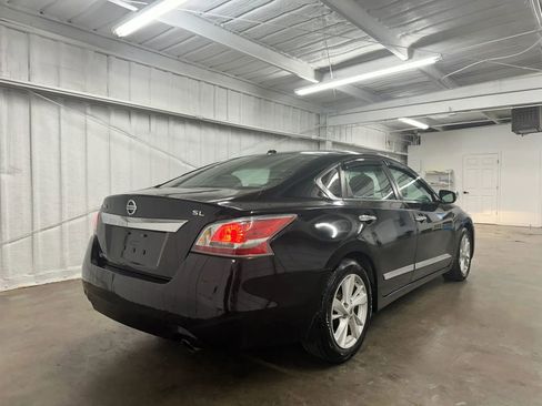Used 2015 Nissan Altima 2.5 SL w/ Technology Package image 4