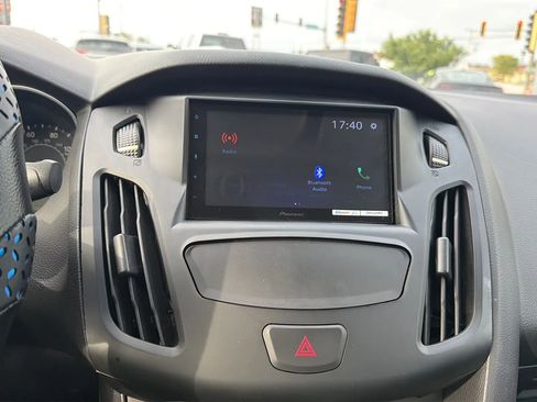 Used 2015 Ford Focus SE FWD image 82