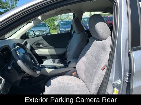 Used 2022 Honda HR-V LX image 9