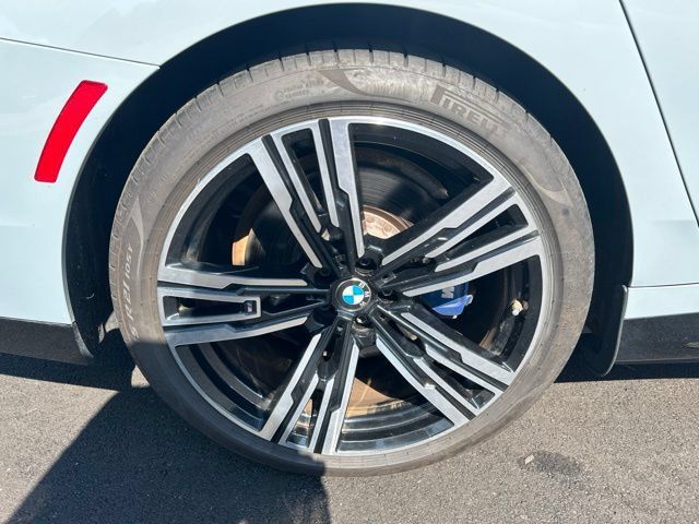 Used 2023 BMW i7 xDrive60 AWD/4WD image 37