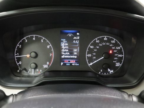 Certified 2025 Toyota Corolla LE image 35