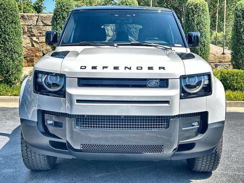Used 2026 Land Rover Defender 110 S AWD/4WD image 8