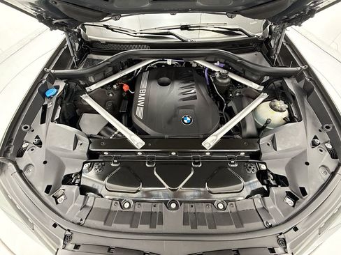 Certified 2025 BMW X7 xDrive40i w/ Executive Package image 29