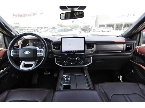 Certified 2024 Ford Expedition Max Limited RWD image 13