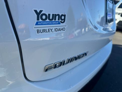 Used 2024 Chevrolet Equinox LS image 11