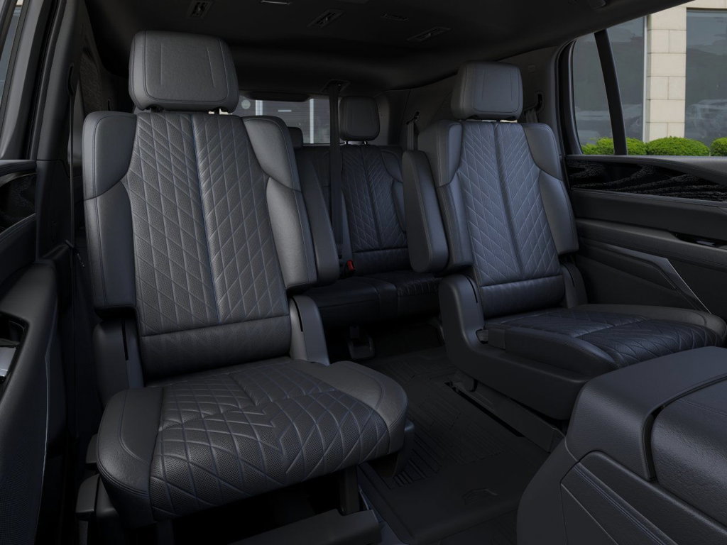 New 2026 Cadillac Escalade IQ Sport 1 w/ LPO, ONYX Package AWD/4WD image 17