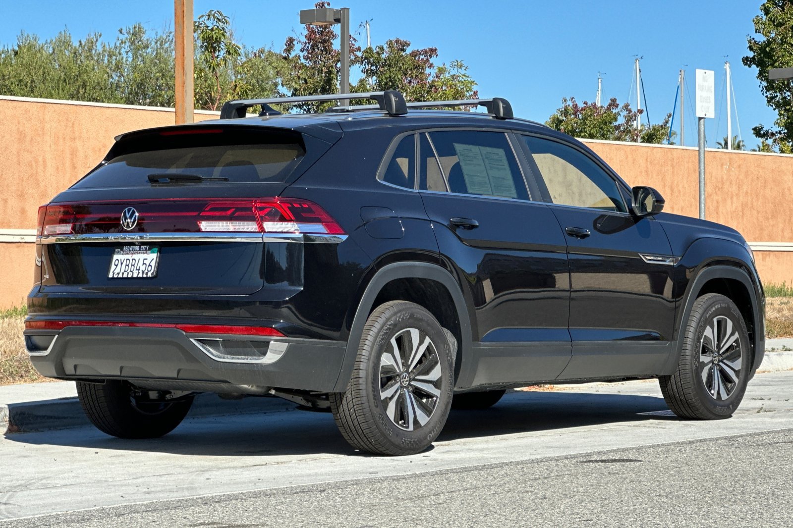 Used 2026 Volkswagen Atlas Cross Sport SE FWD image 4