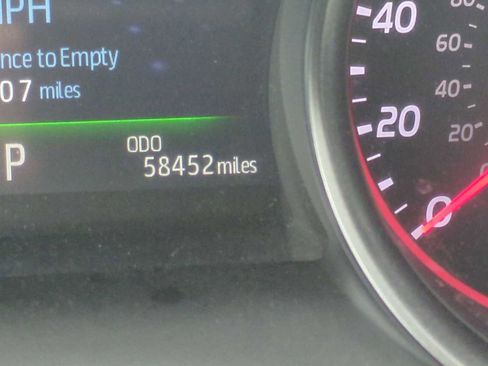 Used 2024 Toyota Camry XSE FWD image 12