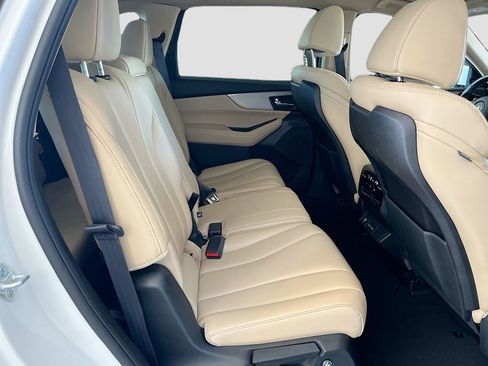 Used 2022 Acura MDX SH-AWD image 29