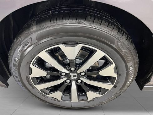 New 2026 Honda Odyssey EX-L image 10