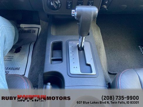 Used 2009 Nissan Frontier PRO-4X w/ Pro-4x Value Truck Pkg AWD/4WD image 18