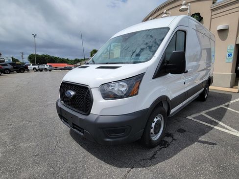 Used 2025 Ford Transit 250 148 Medium Roof RWD image 5