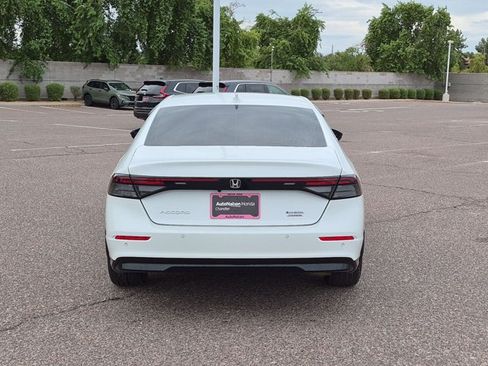 Used 2025 Honda Accord Touring image 6