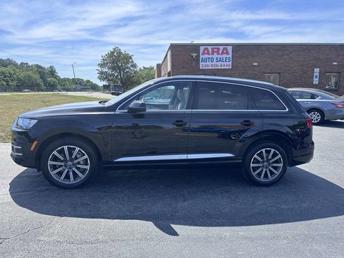 Used 2017 Audi Q7 3.0T Prestige AWD/4WD image 2