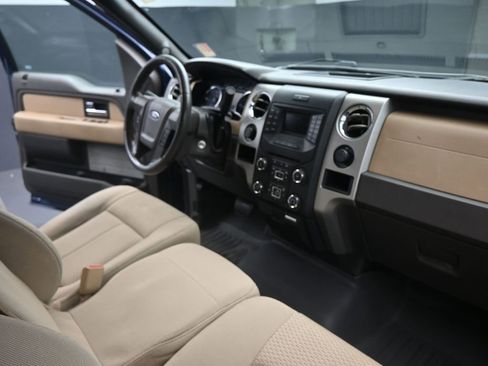 Used 2014 Ford F150 XLT w/ XLT Convenience Package image 22