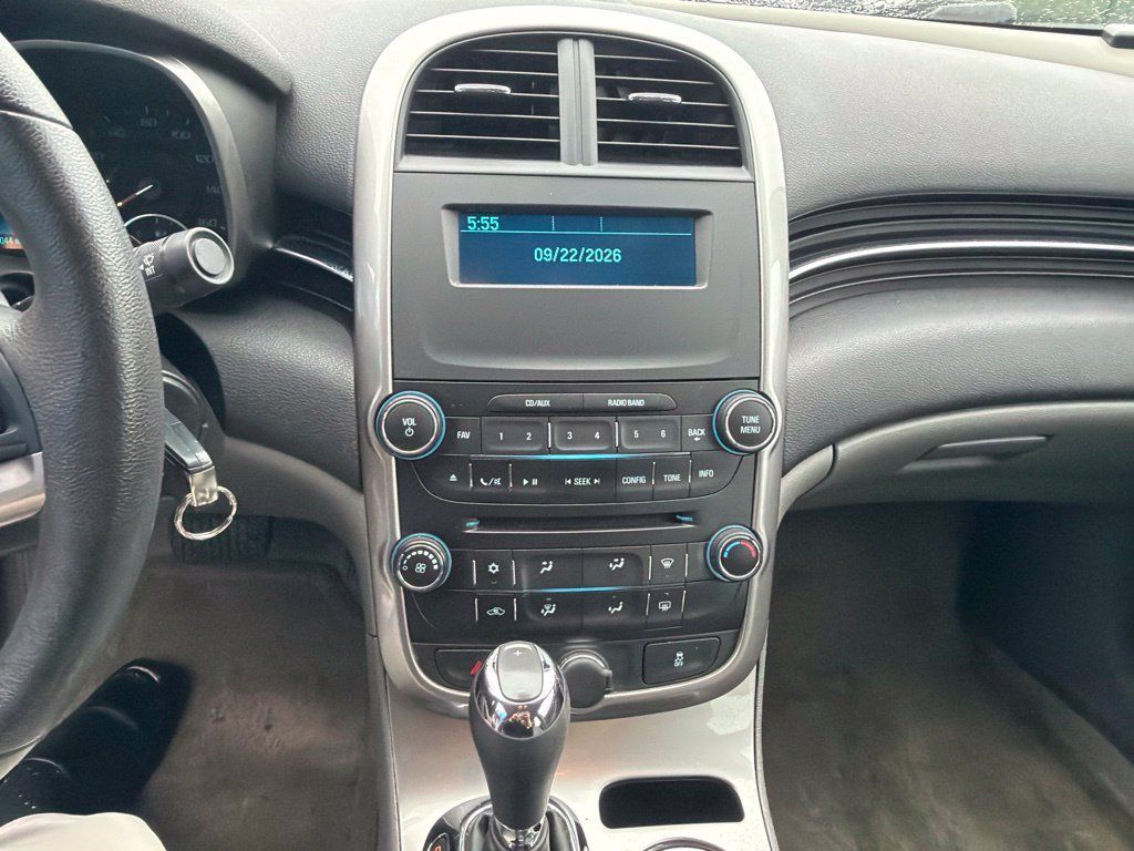Used 2014 Chevrolet Malibu LS w/ Protection Package FWD image 5