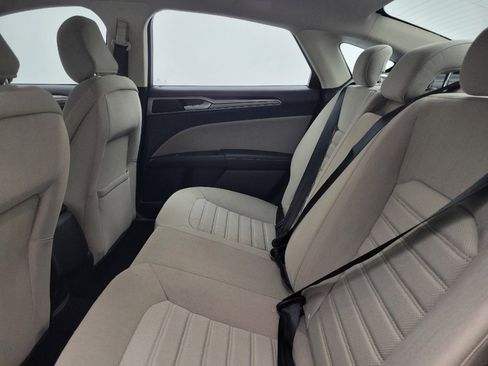 Used 2020 Ford Fusion S FWD image 18