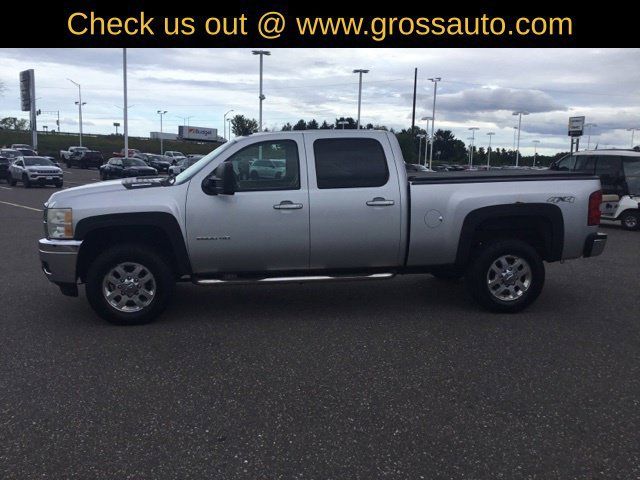 Used 2011 Chevrolet Silverado 2500 LTZ w/ Snow Plow Prep Package AWD/4WD image 6