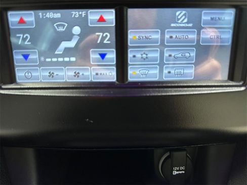 Used 2015 Dodge Charger R/T w/ Premium Group image 26