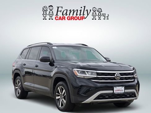Used 2022 Volkswagen Atlas SE FWD image 2