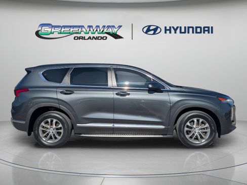 Used 2020 Hyundai Santa Fe SE FWD image 9