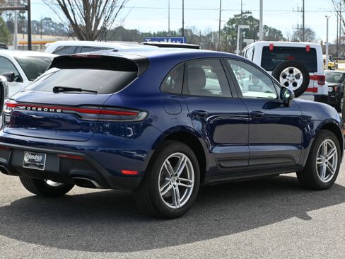 Used 2024 Porsche Macan w/ Premium Plus Package image 16