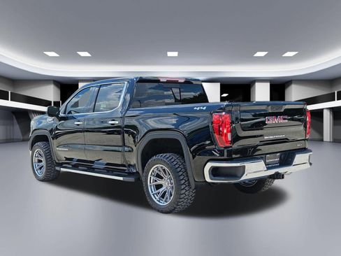Used 2020 GMC Sierra 1500 SLT AWD/4WD image 4