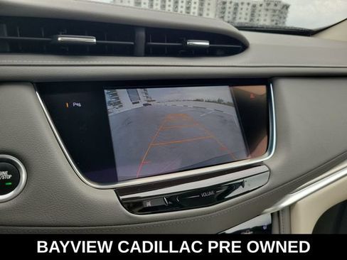 Used 2017 Cadillac XT5 Luxury w/ Driver Awareness Package FWD image 28