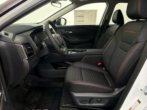 New 2026 Nissan Rogue SV AWD/4WD image 14