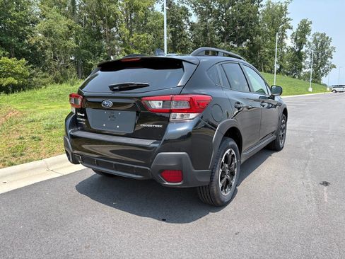 Used 2023 Subaru Crosstrek 2.0i Premium AWD/4WD image 9