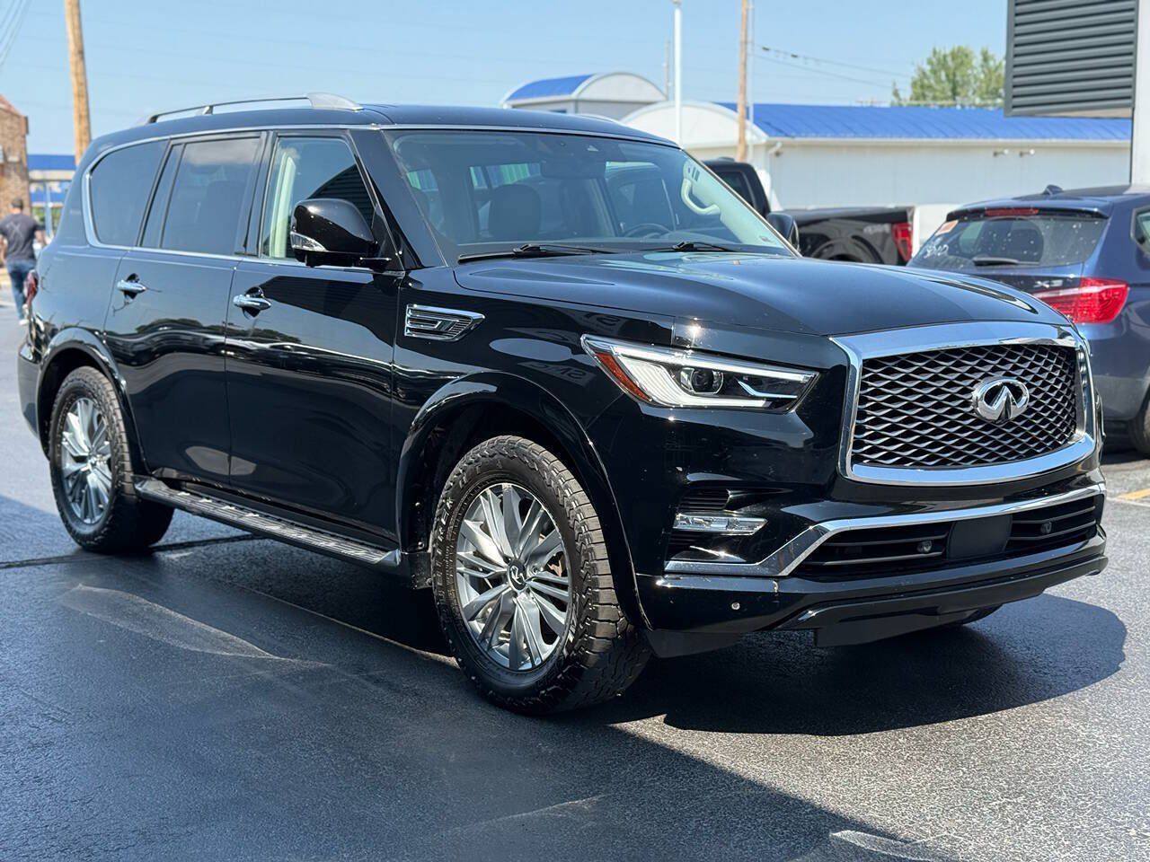 Used 2021 INFINITI QX80 Luxe AWD/4WD image 3