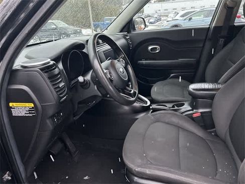 Used 2016 Kia Soul image 14