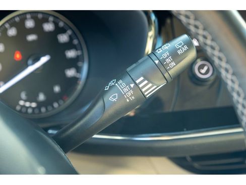 Used 2023 Buick Envision Avenir FWD image 22