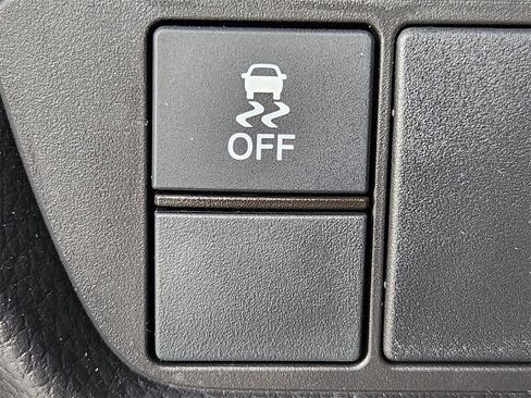 Certified 2023 Honda HR-V LX image 21