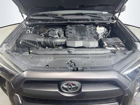 Used 2016 Toyota 4Runner Trail Premium AWD/4WD image 29
