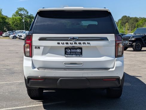 Used 2021 Chevrolet Suburban Z71 image 8