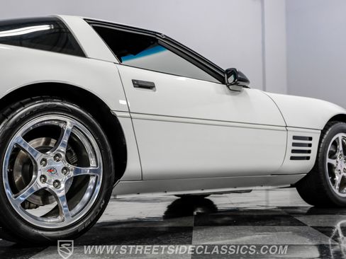 Used 1994 Chevrolet Corvette Coupe image 27