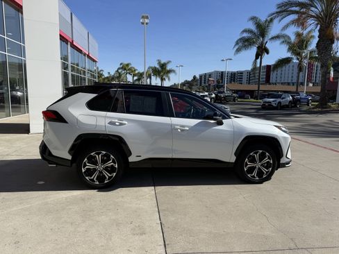 Certified 2025 Toyota RAV4 XSE image 28