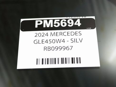Used 2024 Mercedes-Benz GLE 450 4MATIC w/ AMG Line Exterior image 34