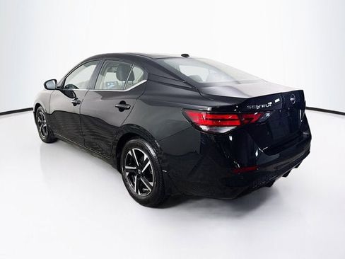 Used 2025 Nissan Sentra SV w/ All-Weather Package FWD image 7