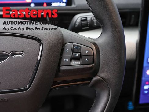 Used 2023 Ford Mustang Mach-E Select RWD image 18