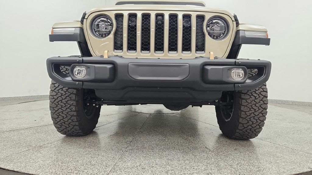 Used 2022 Jeep Wrangler Unlimited Rubicon w/ Trailer Tow Package AWD/4WD image 12