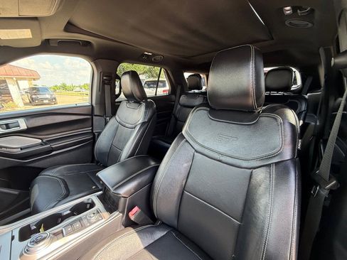 Used 2020 Ford Explorer ST w/ ST Street Pack AWD/4WD image 19