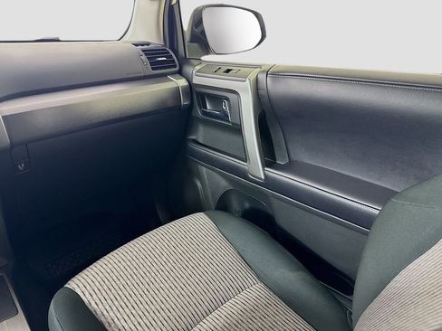 Used 2019 Toyota 4Runner SR5 image 20